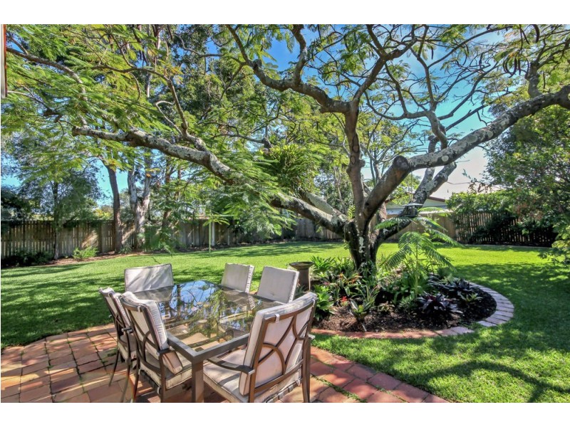 27 Minore Street, Chermside QLD 4032