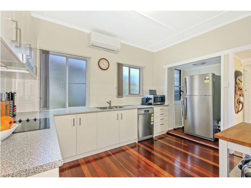 27 Minore Street, Chermside QLD 4032