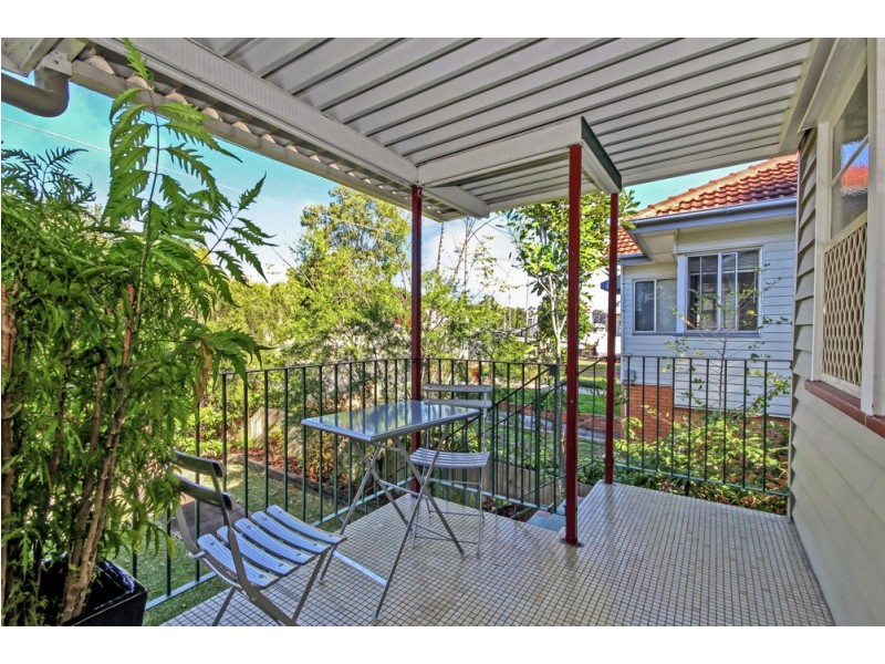27 Minore Street, Chermside QLD 4032