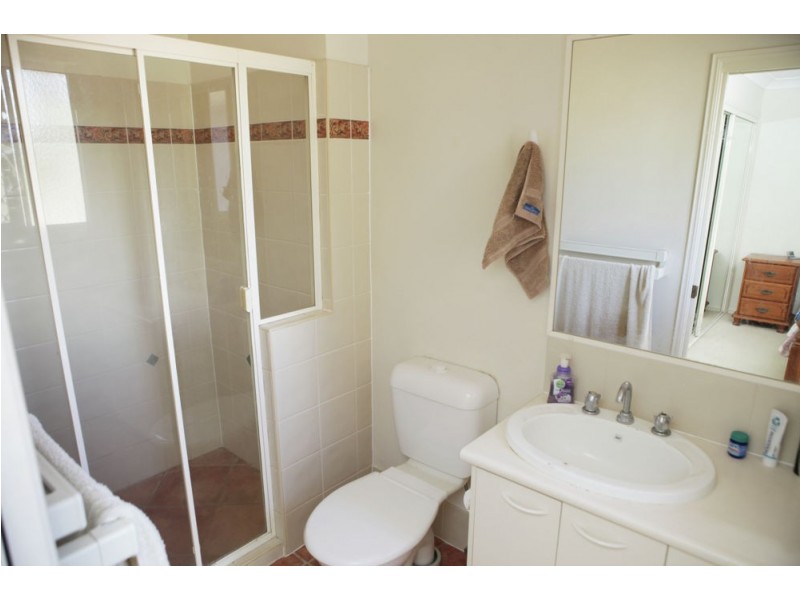 2/55 Beckwith Street, Ormiston QLD 4160