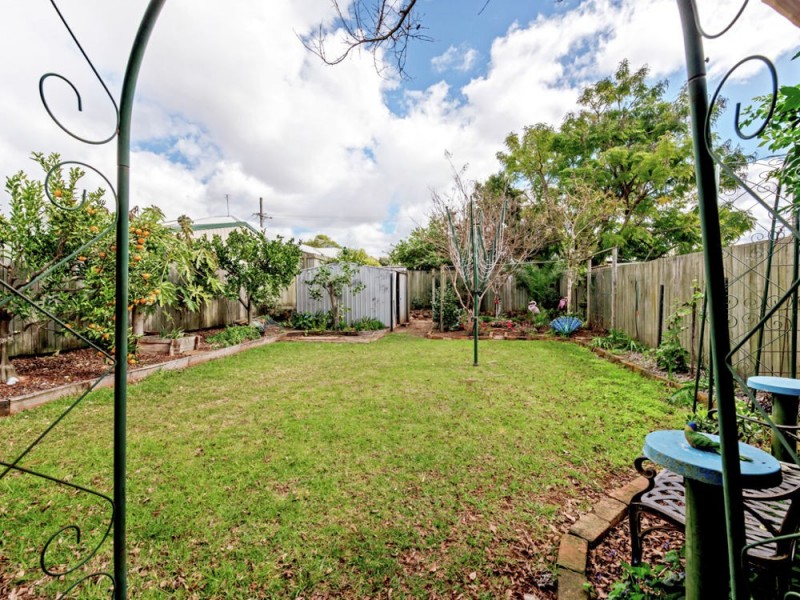 5B Hope Street, Newtown QLD 4350