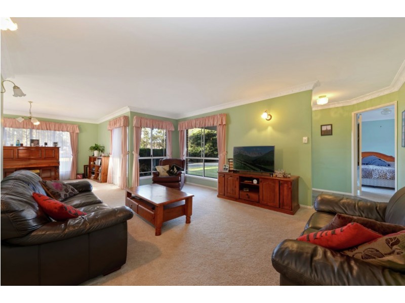 29 Reis Road, Highfields QLD 4352