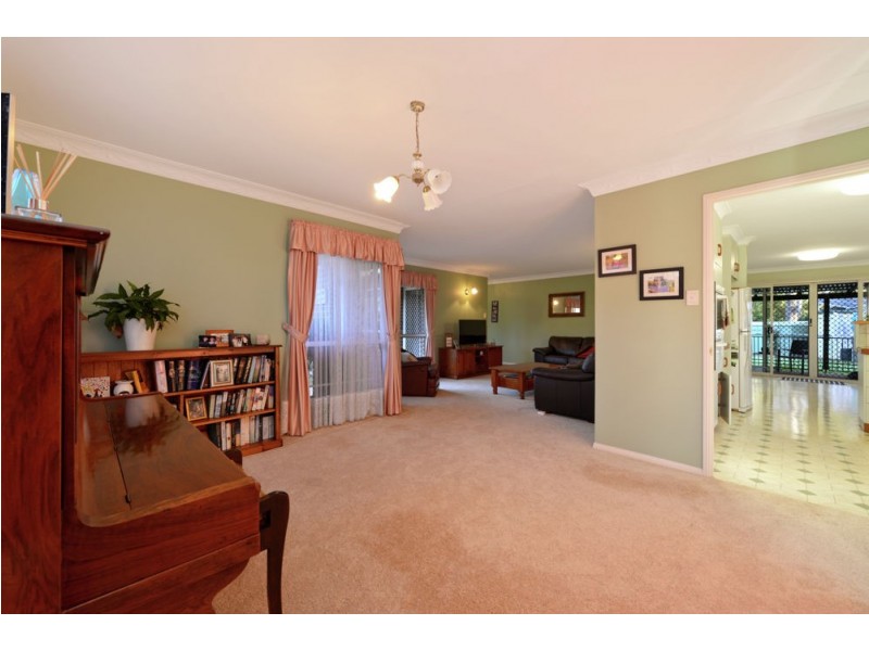 29 Reis Road, Highfields QLD 4352