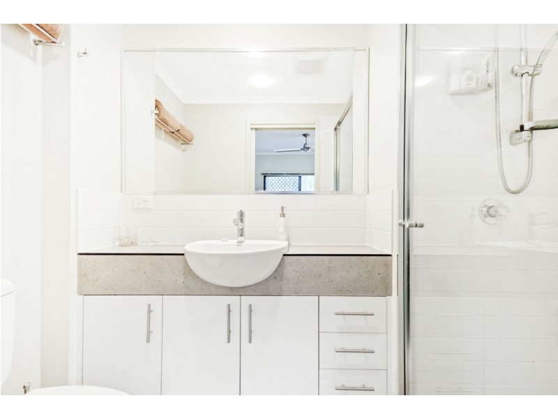 2/21 Wolseley Street, Clayfield QLD 4011
