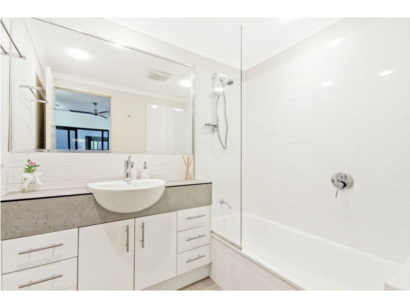 2/21 Wolseley Street, Clayfield QLD 4011
