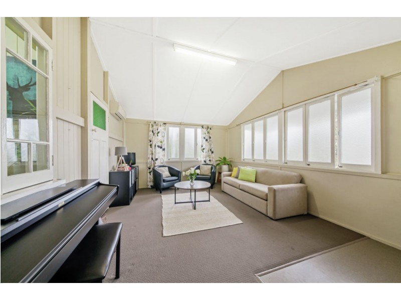 71 Somerset Road, Kedron QLD 4031