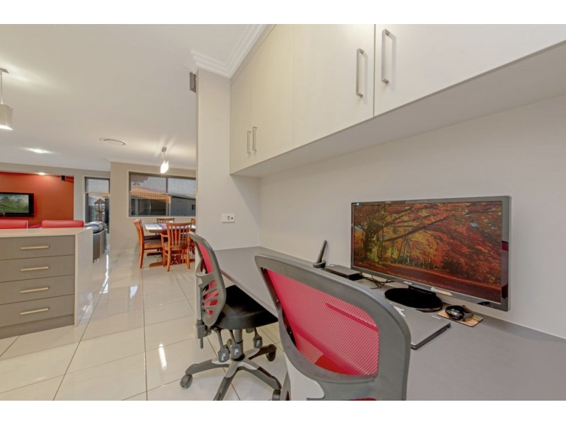 14 Plover Court, Highfields QLD 4352