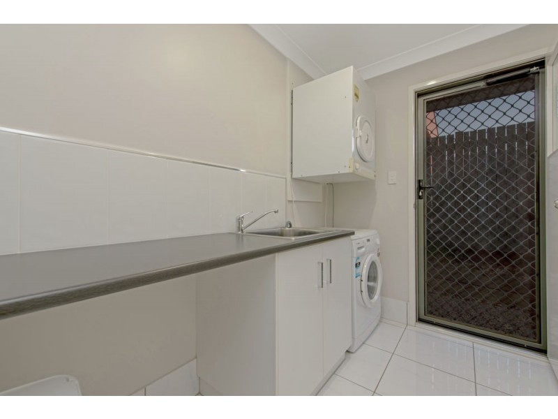 14 Plover Court, Highfields QLD 4352
