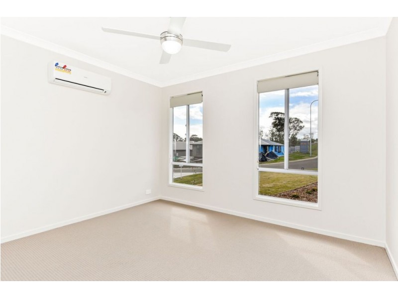 2/12 Cardamon Crescent, Glenvale QLD 4350