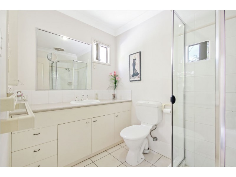 10 Myra Street, Birkdale QLD 4159