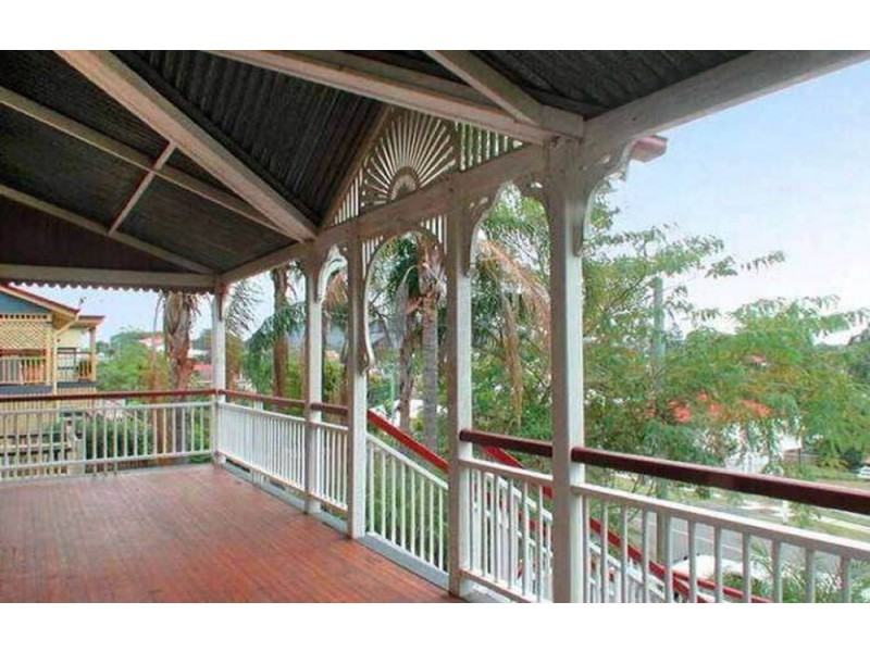 24 Coronation Street, Bardon QLD 4065