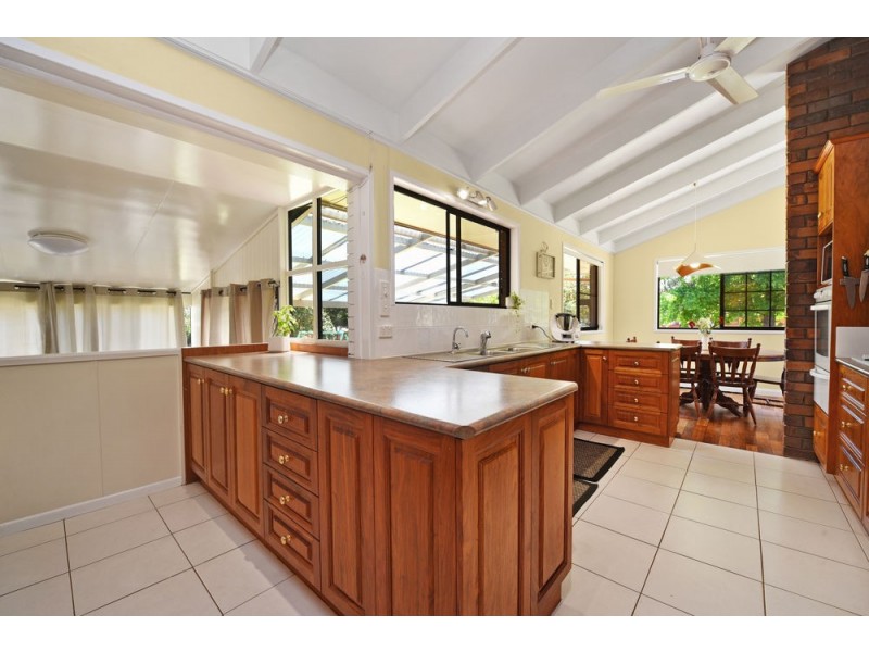 15 Evans Road, Cabarlah QLD 4352