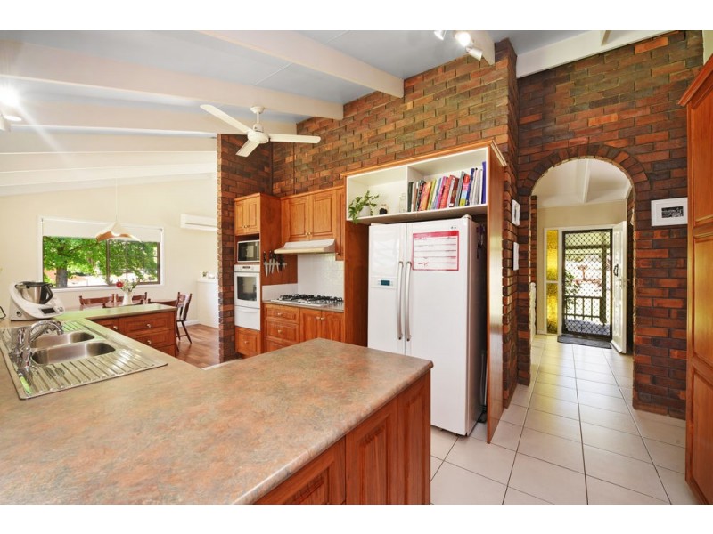 15 Evans Road, Cabarlah QLD 4352