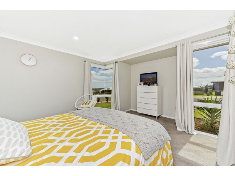 55 Sportsman Drive, Kleinton QLD 4352
