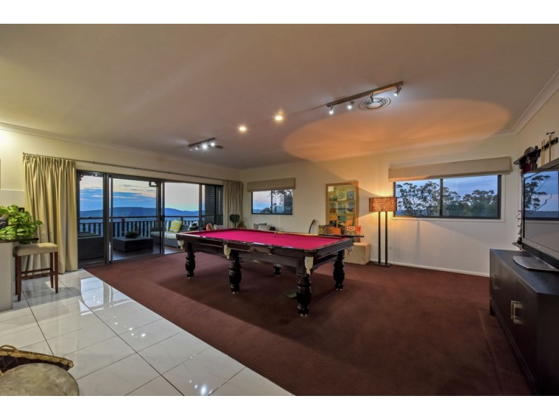 32 Panoramic Drive, Preston QLD 4352