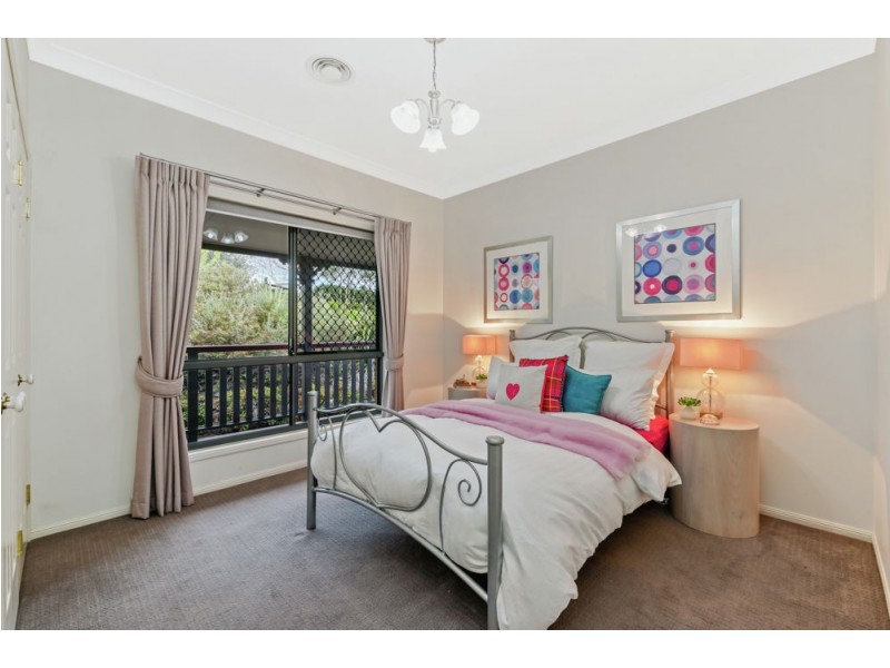 32 Panoramic Drive, Preston QLD 4352