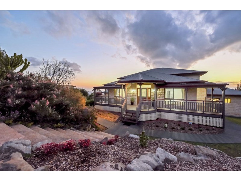 32 Panoramic Drive, Preston QLD 4352