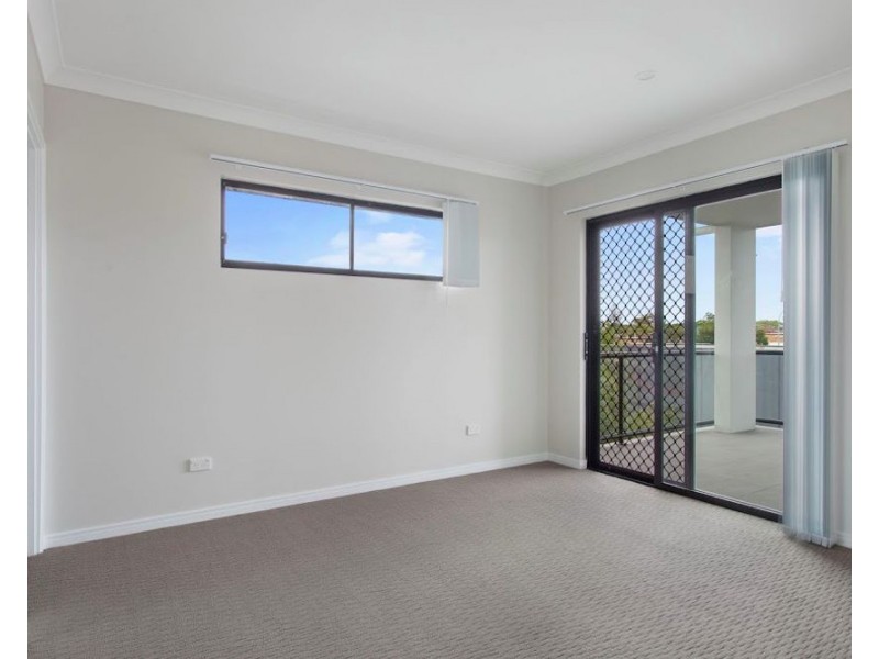 2/9 Nieppe St, Kedron QLD 4031