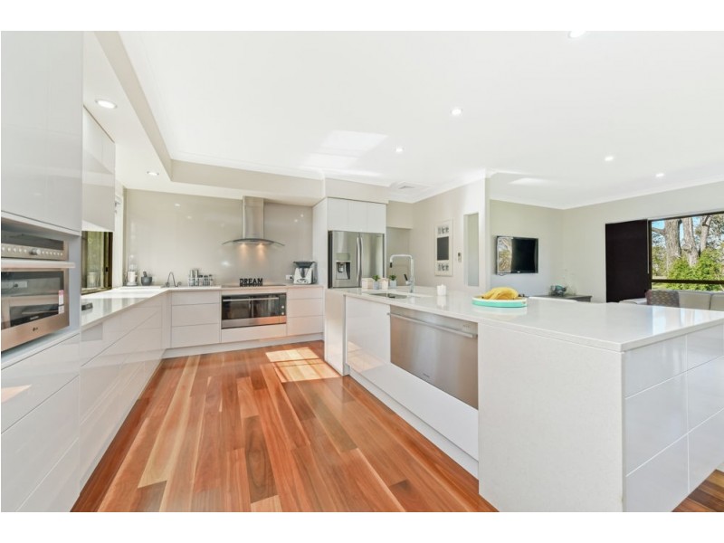 201 Postle Street, Mount Rascal QLD 4350