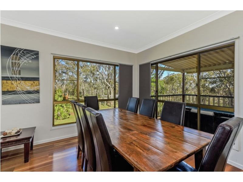 201 Postle Street, Mount Rascal QLD 4350
