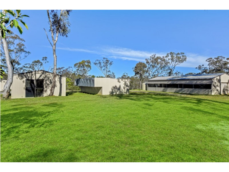 201 Postle Street, Mount Rascal QLD 4350