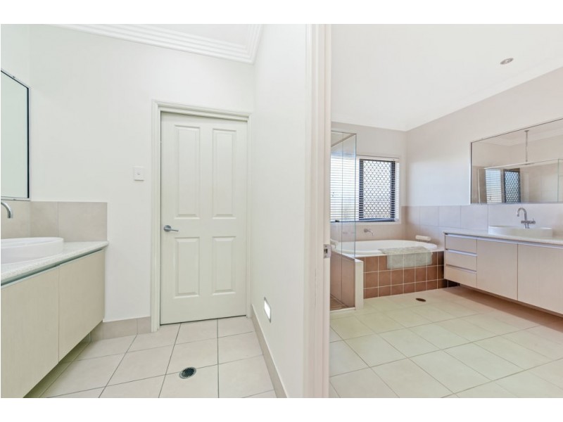 9 Gowrie-Birnam Road, Gowrie Junction QLD 4352