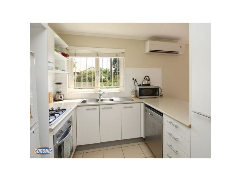 2/72 Junction Road, Clayfield QLD 4011