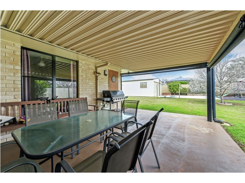 9 Dunbar Court, Highfields QLD 4352
