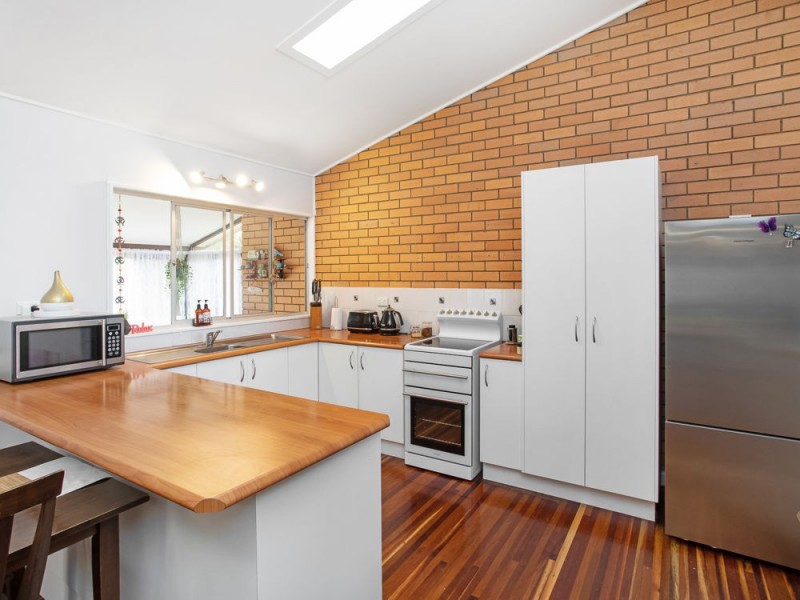 5 Evelyn Street, Kallangur QLD 4503