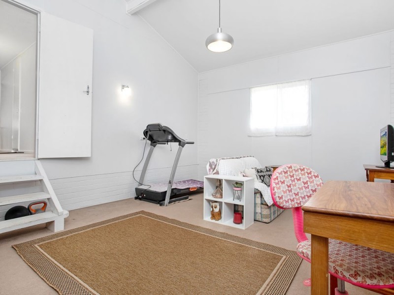 5 Evelyn Street, Kallangur QLD 4503