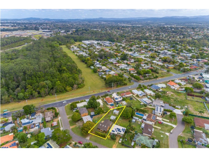 5 Evelyn Street, Kallangur QLD 4503