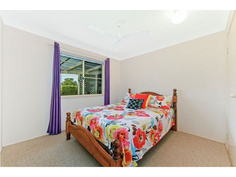 8 Donna Court, Kearneys Spring QLD 4350