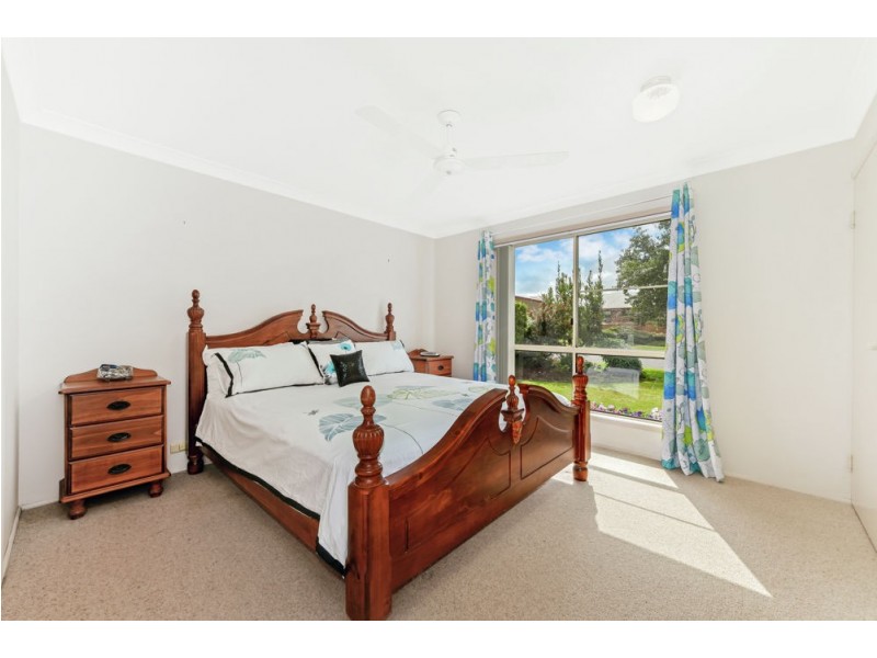 8 Donna Court, Kearneys Spring QLD 4350
