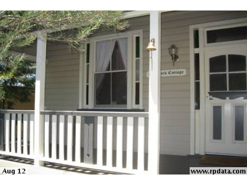 6 Gostwyck Street, Newtown QLD 4350