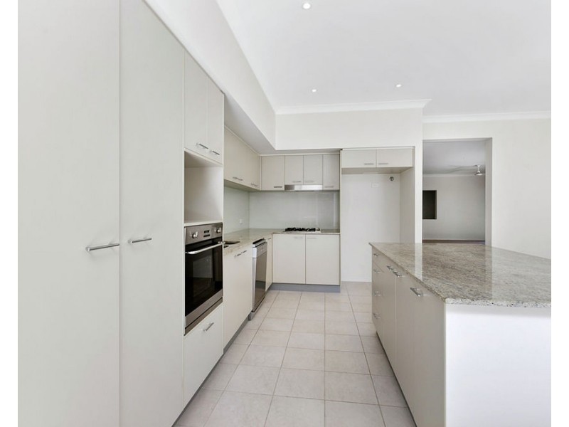 19 Franklin Street, Wakerley QLD 4154