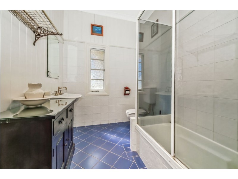 281 Buckland Road, Nundah QLD 4012