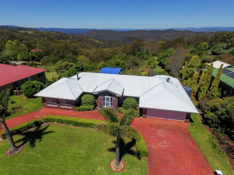 6 Hull Court, Highfields QLD 4352