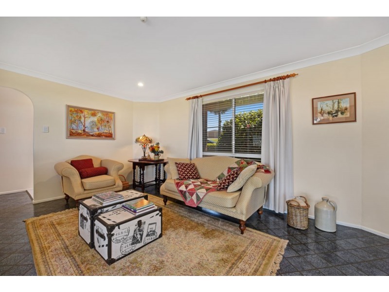 6 Hull Court, Highfields QLD 4352