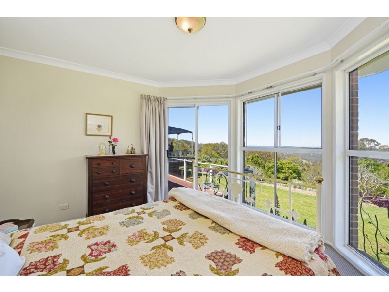 6 Hull Court, Highfields QLD 4352