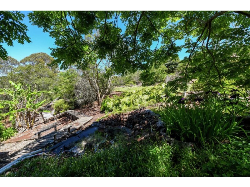 6 Hull Court, Highfields QLD 4352