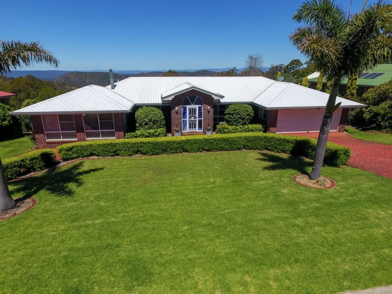 6 Hull Court, Highfields QLD 4352