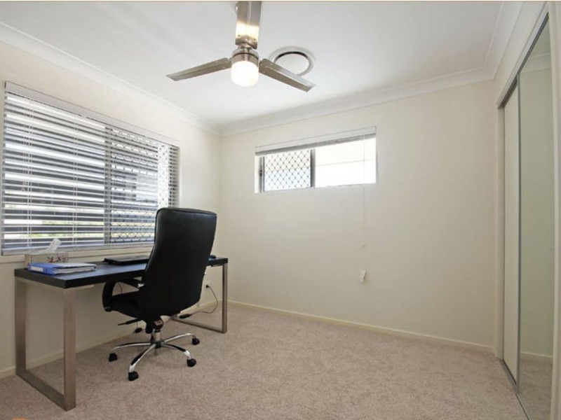 4/50 Gamelin Cres, Stafford QLD 4053