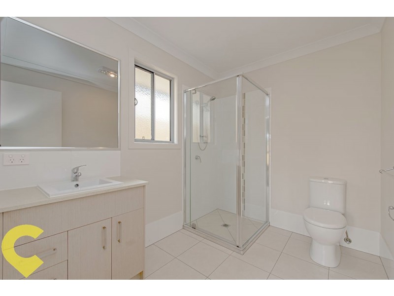 5 Farrer Street, Cranley QLD 4350