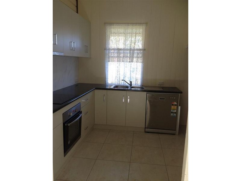 9 Newington Street, North Toowoomba QLD 4350