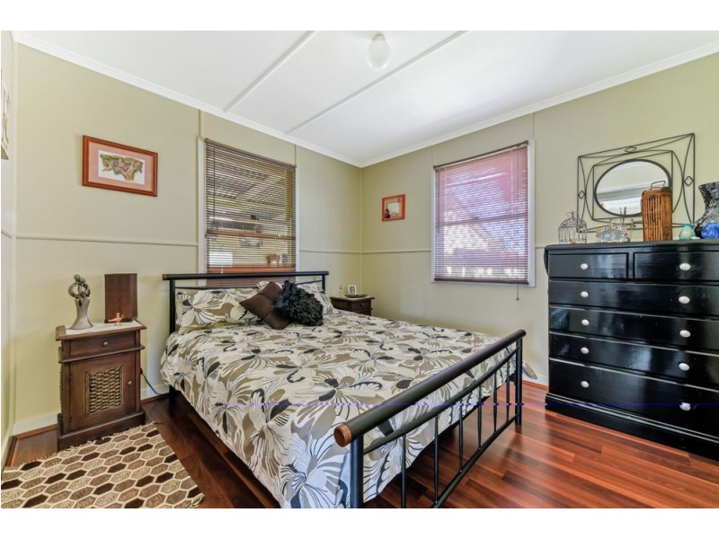 10 Hanlon Street, Newtown QLD 4350
