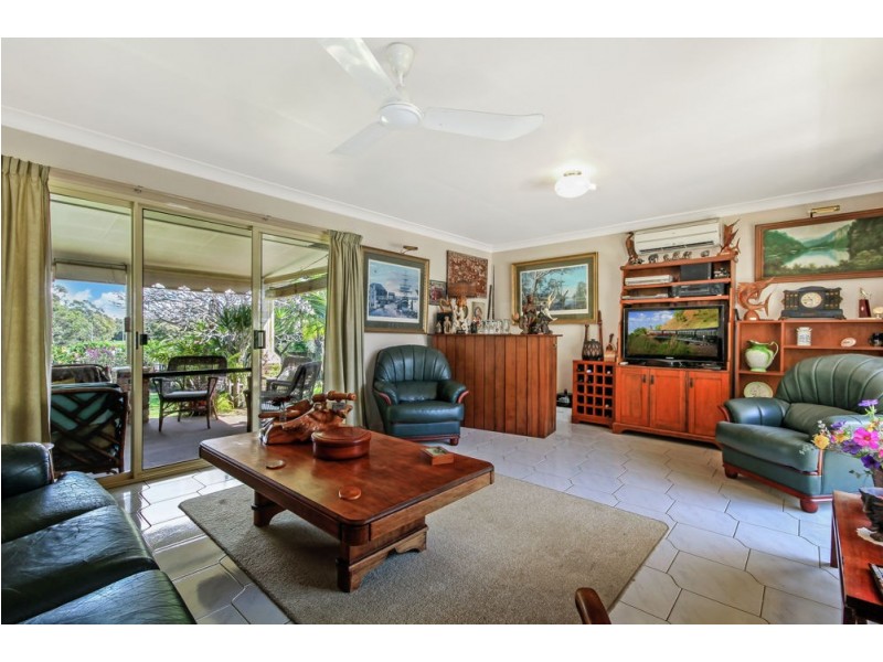 69 Hamilton Street, Redland Bay QLD 4165