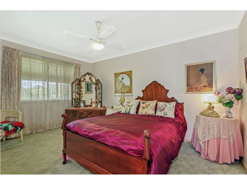 69 Hamilton Street, Redland Bay QLD 4165