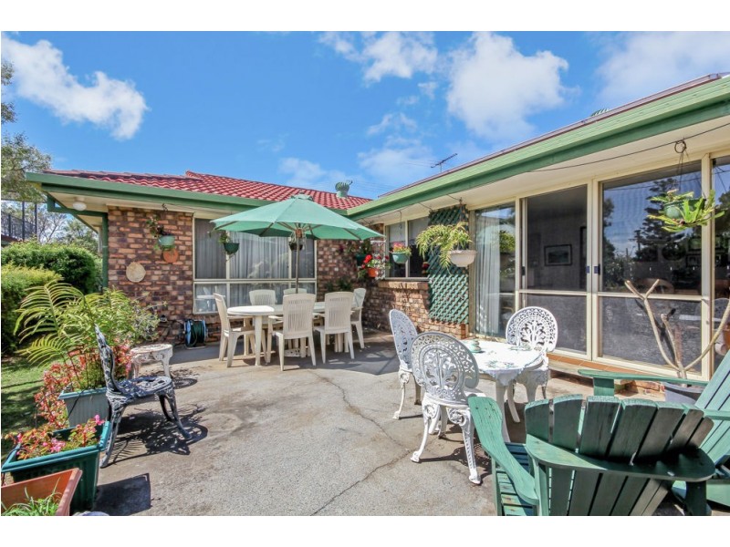 69 Hamilton Street, Redland Bay QLD 4165