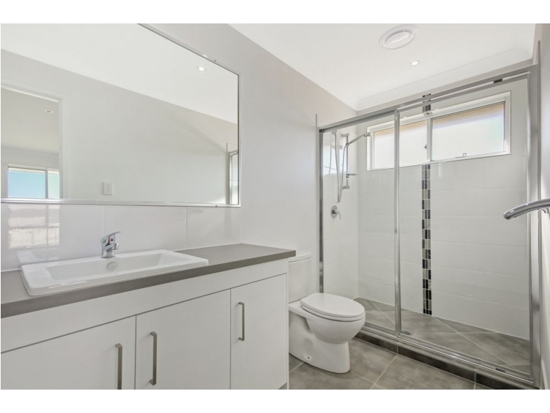 6 Shelley Street, Redbank Plains QLD 4301