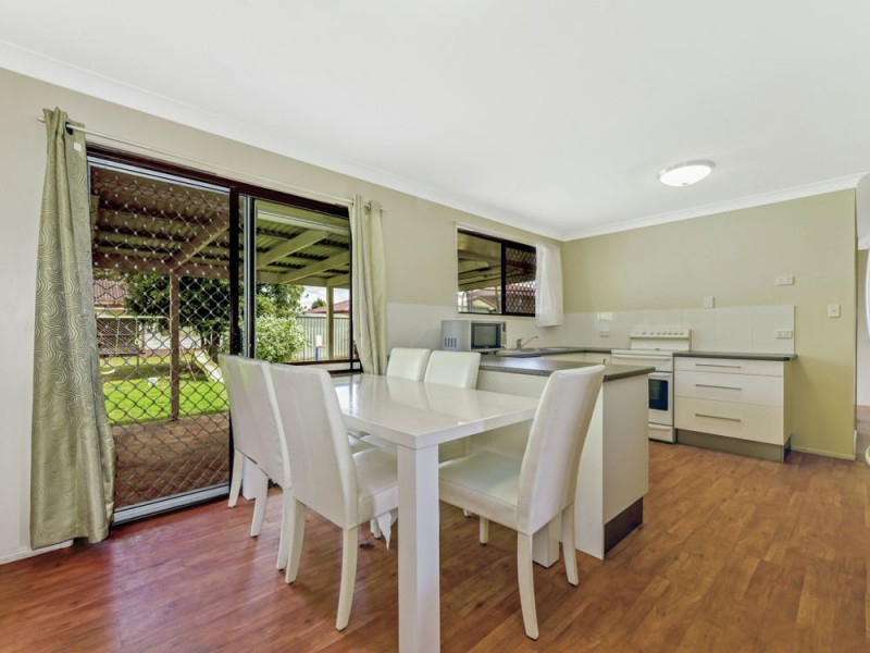 21 Sampson Street, Wilsonton QLD 4350